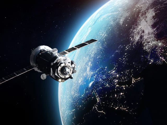 Space satellite 