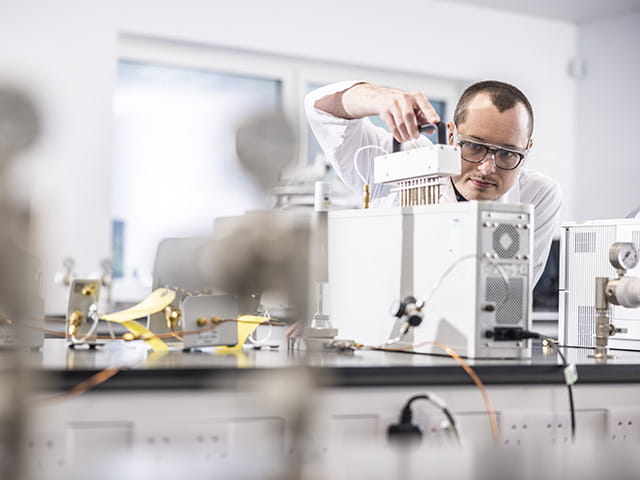 Risk-based approach to E&L studies for single use manufacturing systems within biopharma