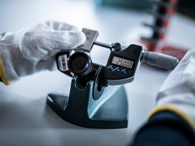 Calibration of dimensional measurand (length) Calibration of dimensional measurand (length)