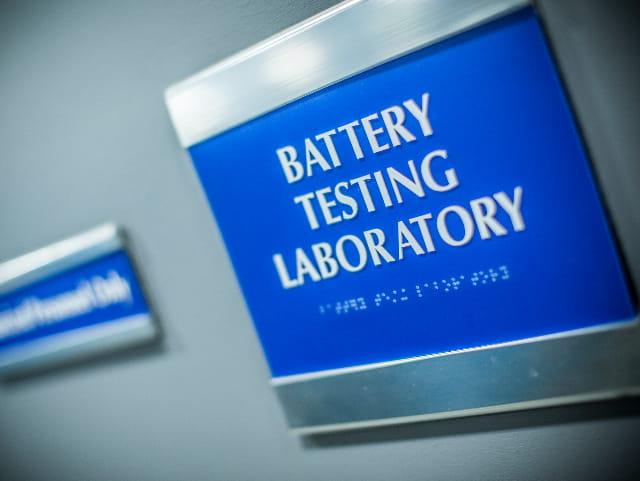 hybrid ev battery testing laboratory