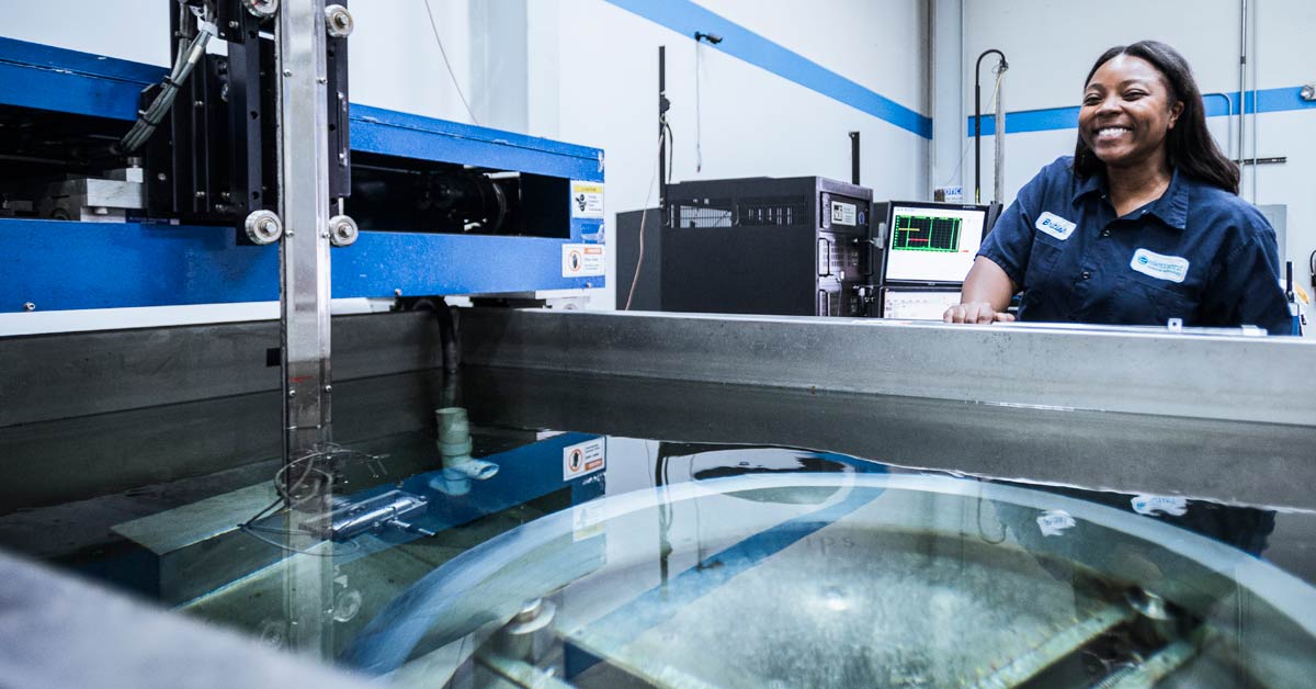 Immersion Ultrasonic Testing (IUT) Services Element